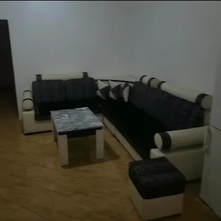 Dhoma Me Qera / Rent 아파트