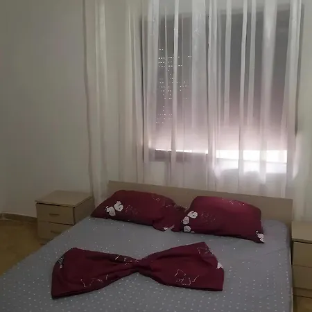아파트 Dhoma Me Qera / Rent Vlorë